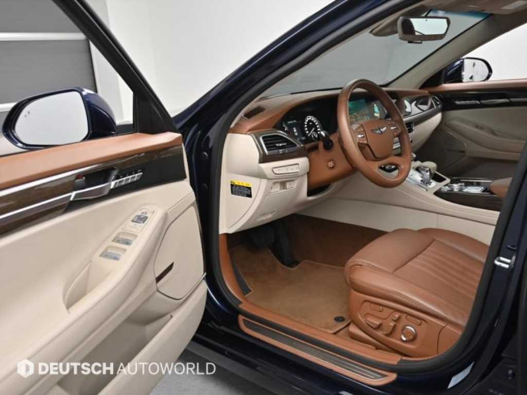 Genesis G90 - Vista 11