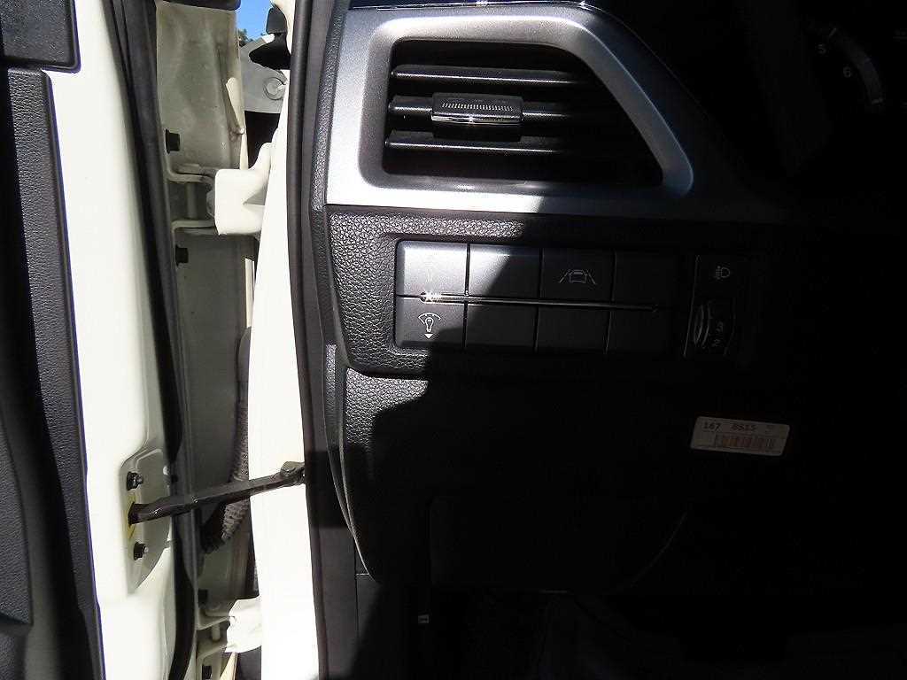 Ssangyong Korando - Vista 12