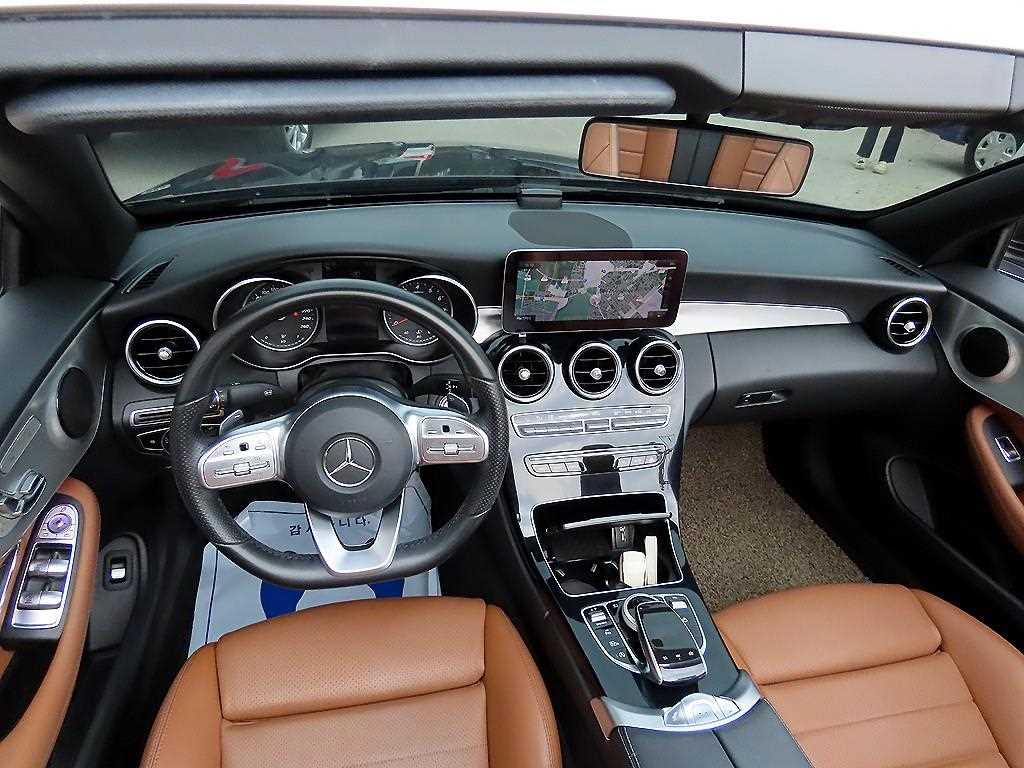 Mercedes Benz C Class - Vista 12