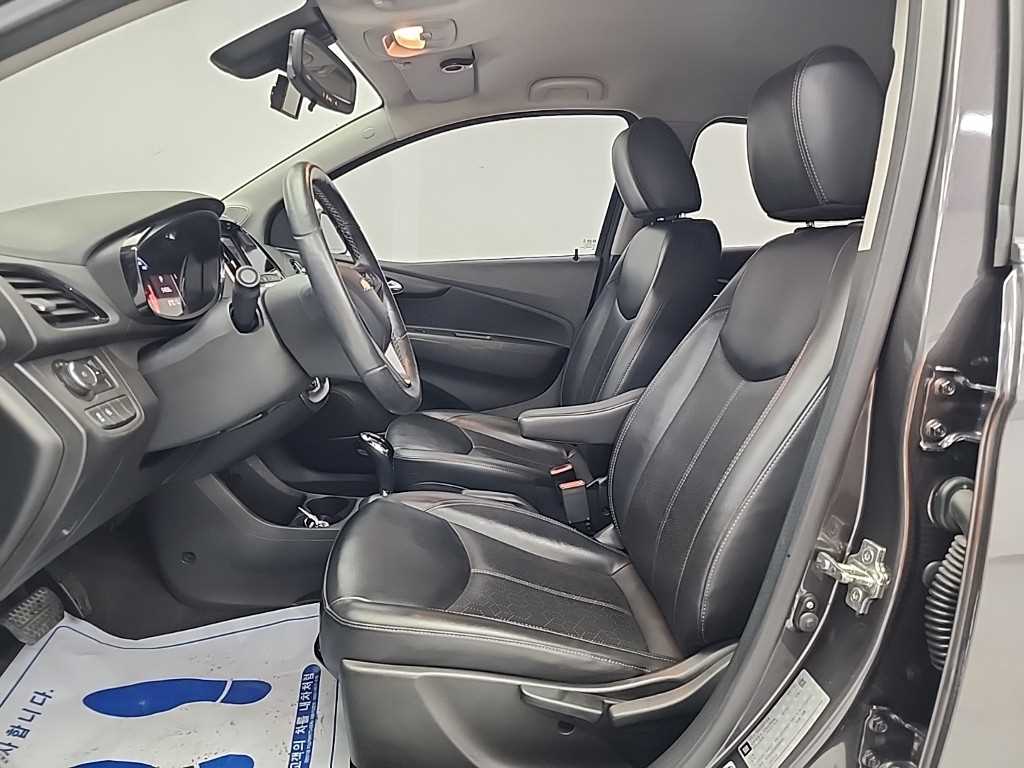 Chevrolet Spark - Vista 11