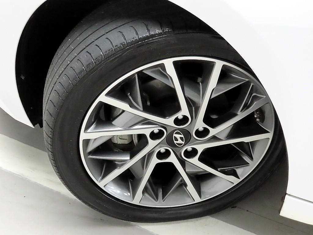 HYUNDAI Avante 2019 - Importación desde Corea - HF Imports Iquique - Foto 18