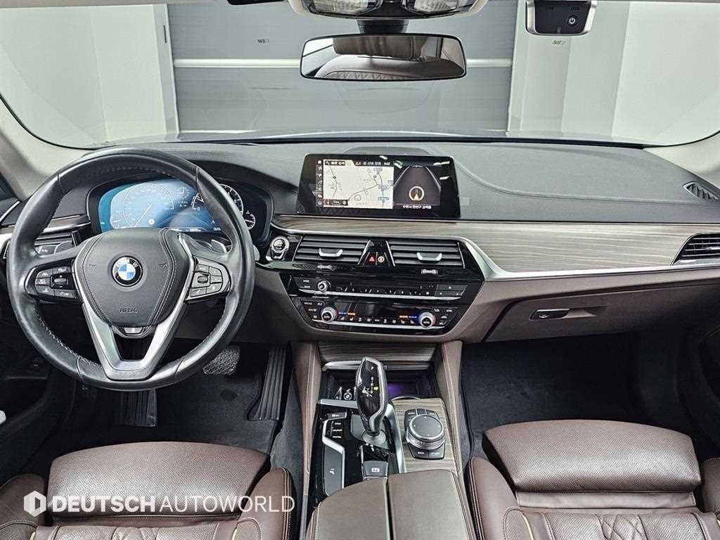 BMW 5 Series - Vista 7