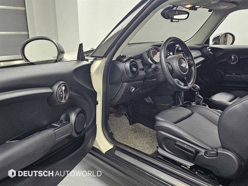 Mini Cooper - Vista 11