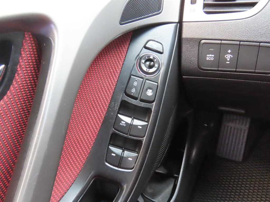 HYUNDAI Avante 2012 Gris - Importación desde Corea - HF Imports Iquique - Foto 13