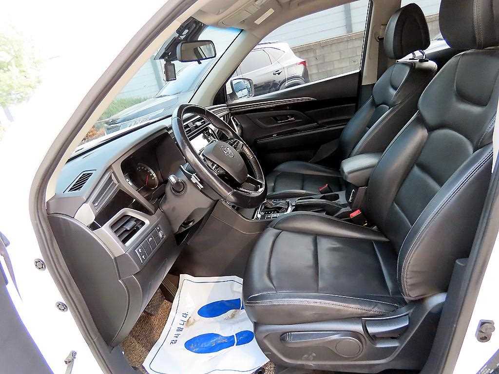 Ssangyong Korando - Vista 5