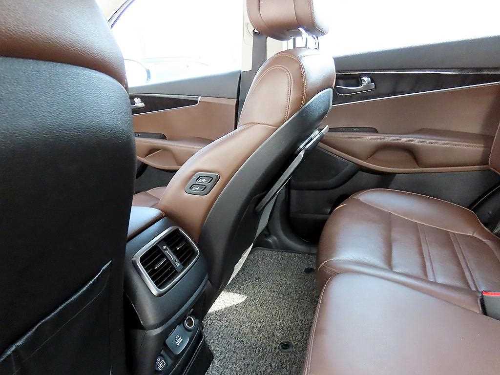 KIA Sorento 2016 Blanco - Importación desde Corea - HF Imports Iquique - Foto 16