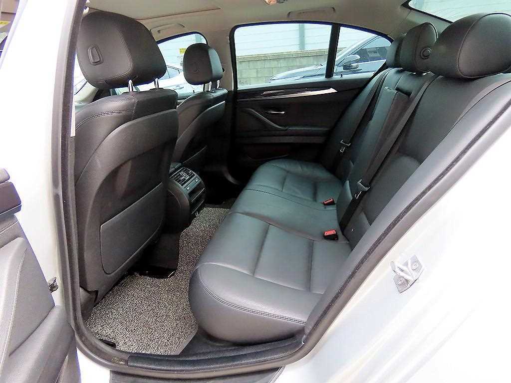 BMW 5 Series - Vista 6