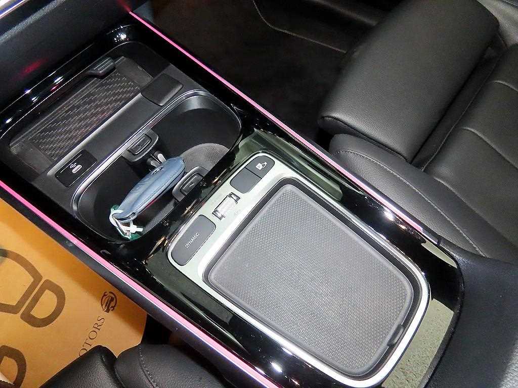 Mercedes Benz GLB Class 2024 Blanco - Importación desde Corea - HF Imports Iquique - Foto 13