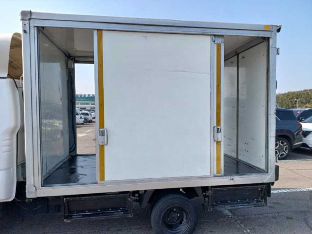 Small Truck tower_built-in tower - Vista 7