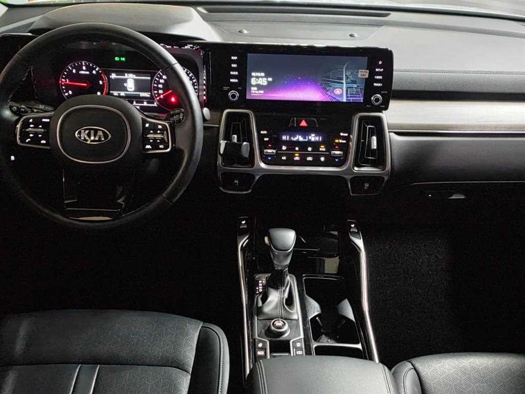 KIA Sorento - Vista 8