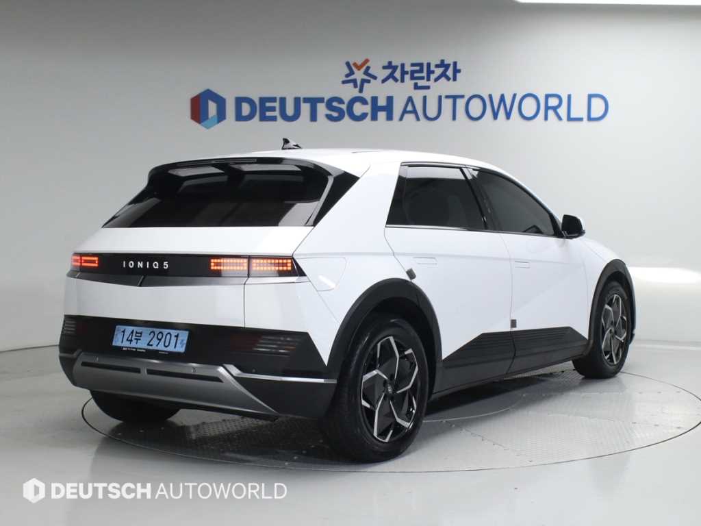 HYUNDAI Ioniq 5 - Vista 2