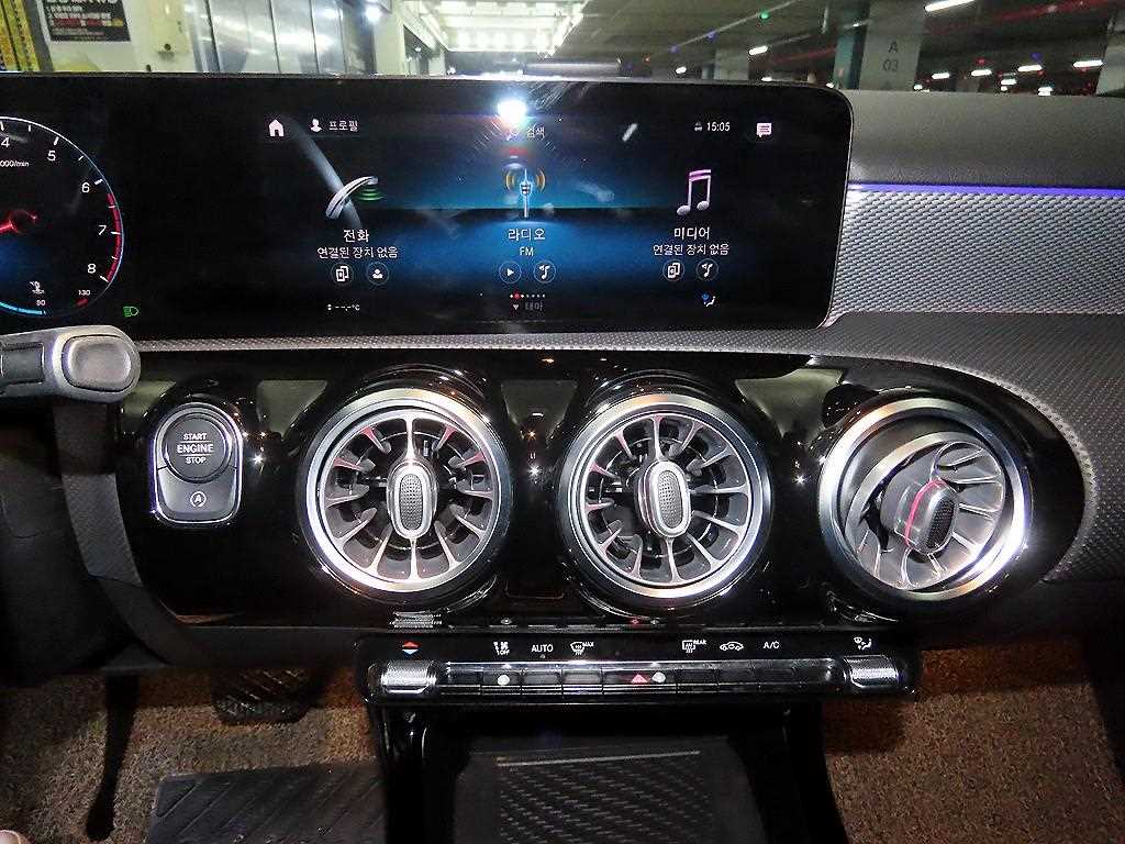 Mercedes Benz A Class - Vista 11