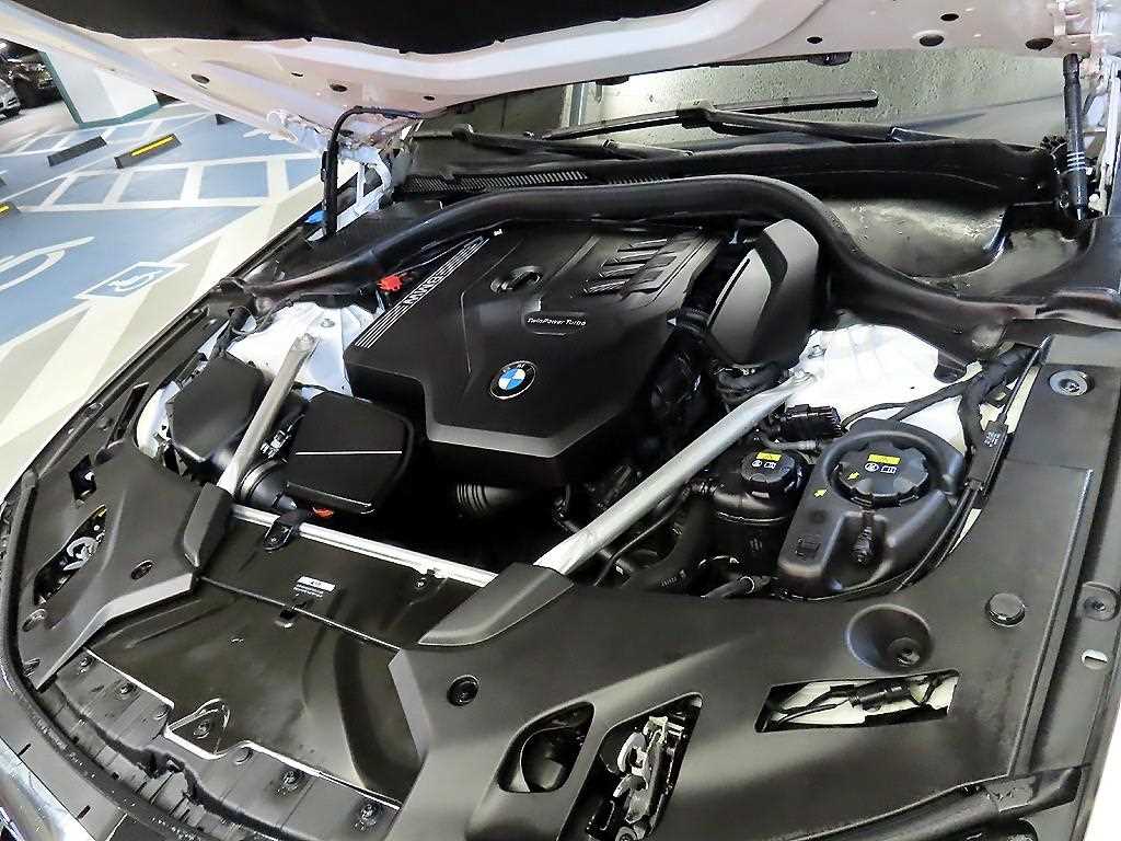 BMW 5 Series 2022 Blanco - Importación desde Corea - HF Imports Iquique - Foto 19