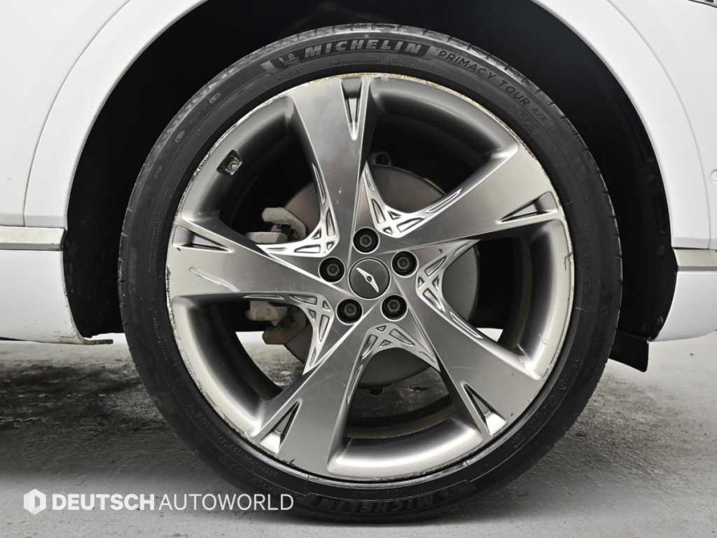 Genesis GV80 - Vista 5