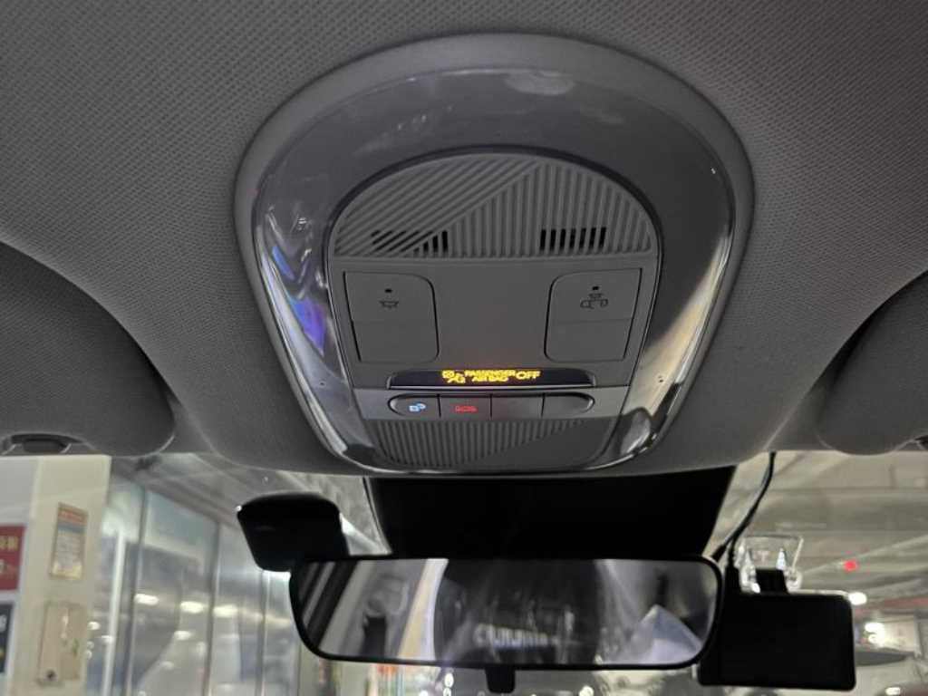 HYUNDAI Ioniq 5 - Vista 9