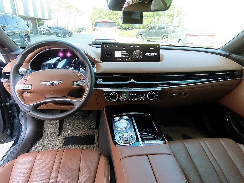 Genesis G80 - Vista 7