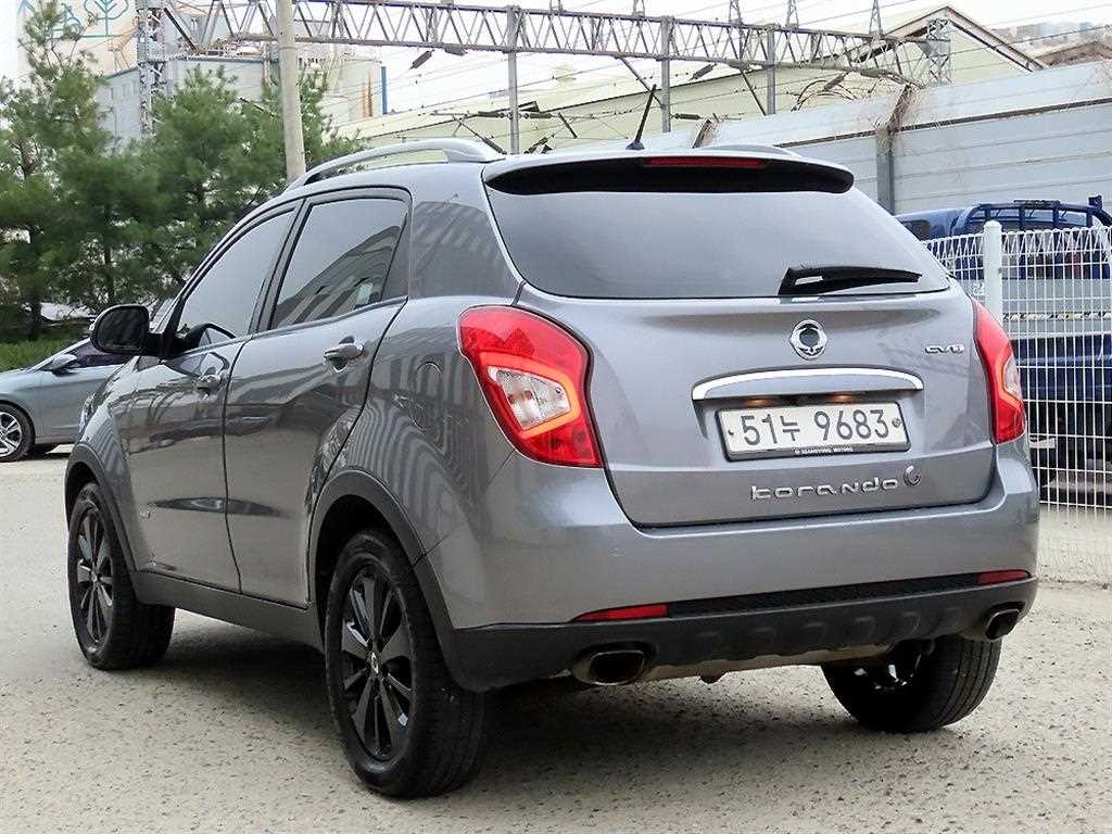 Ssangyong Korando - Vista 3