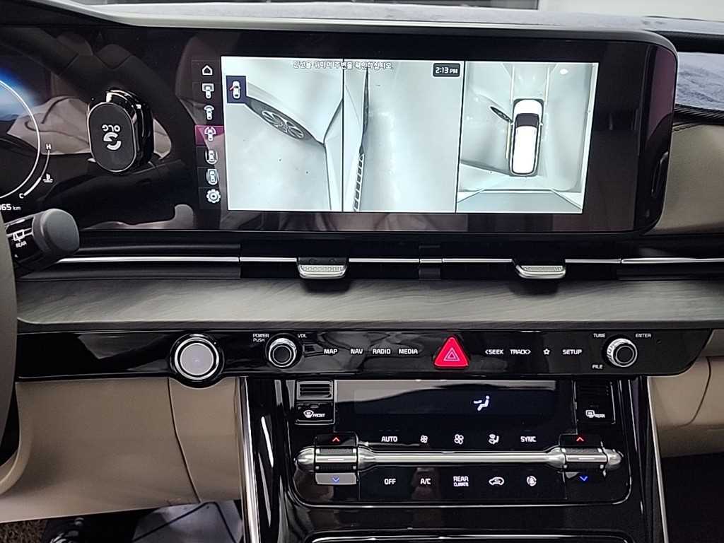 KIA Carnival - Vista 10