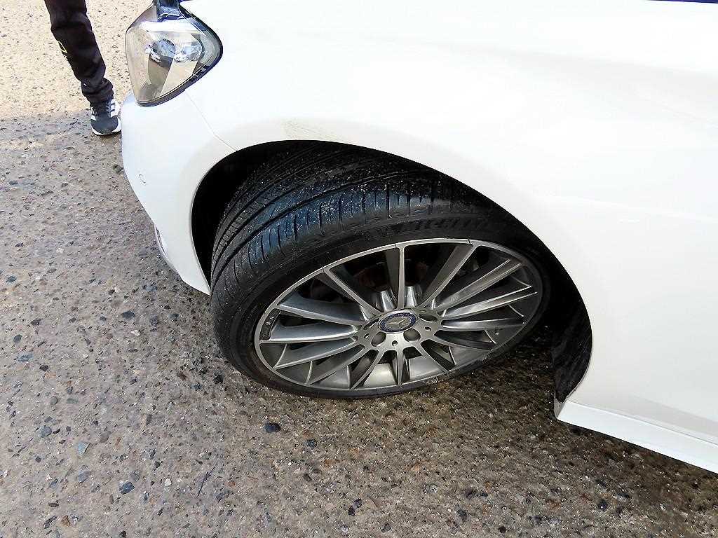 Mercedes Benz C Class 2016 Blanco - Importación desde Corea - HF Imports Iquique - Foto 19