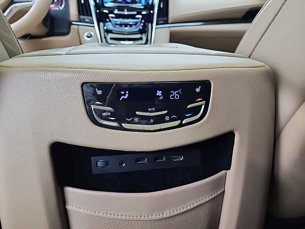Cadillac Escalade 2018 Negro - Importación desde Corea - HF Imports Iquique - Foto 13