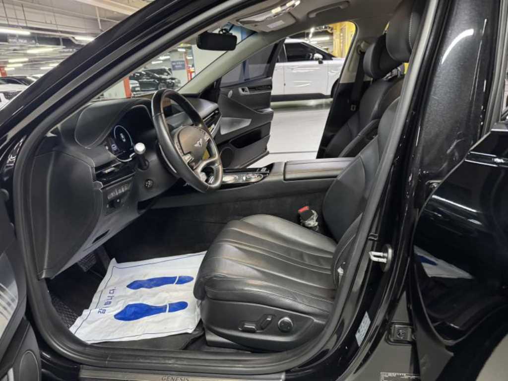 Genesis G80 - Vista 7