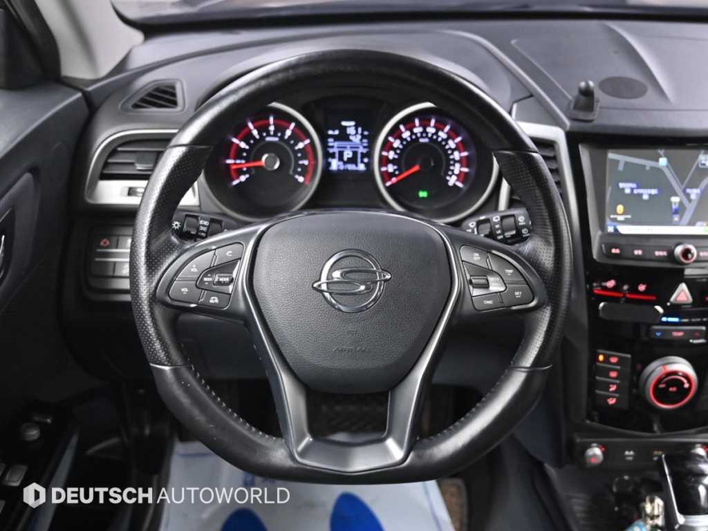 Ssangyong Tivoli 2019 Azul - Importación desde Corea - HF Imports Iquique - Foto 13