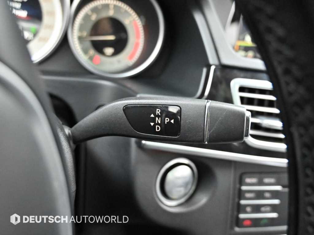 Mercedes Benz E class - Vista 9