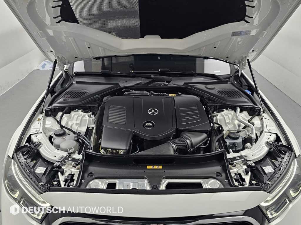 Mercedes Benz E class - Vista 6