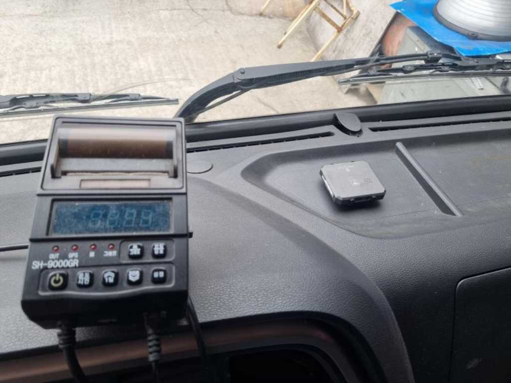 medium and large cargo truck 2015 Blanco - Importación desde Corea - HF Imports Iquique - Foto 14