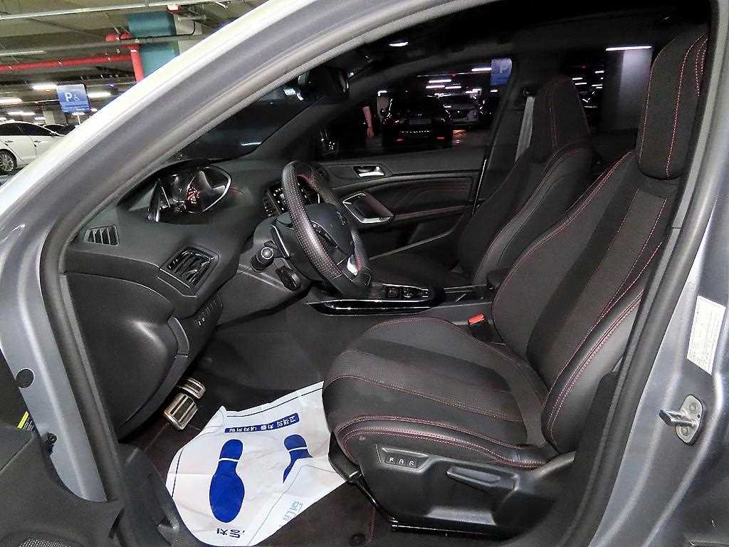 Peugeot 308 - Vista 6