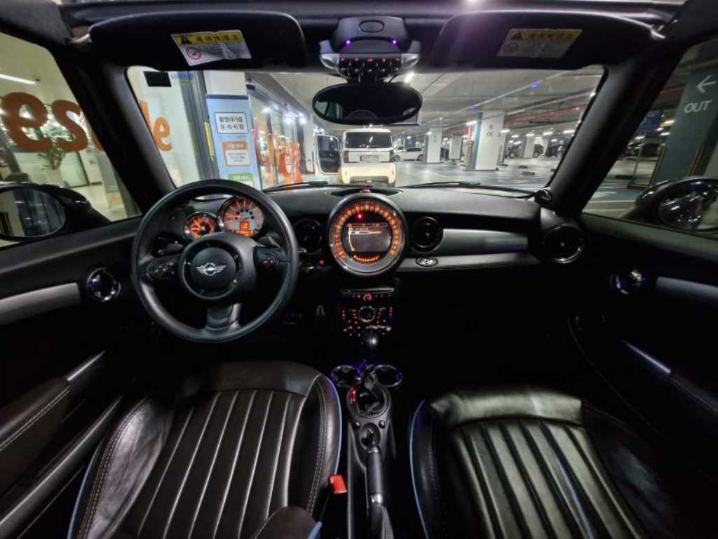 Mini Cooper Convertible - Vista 6