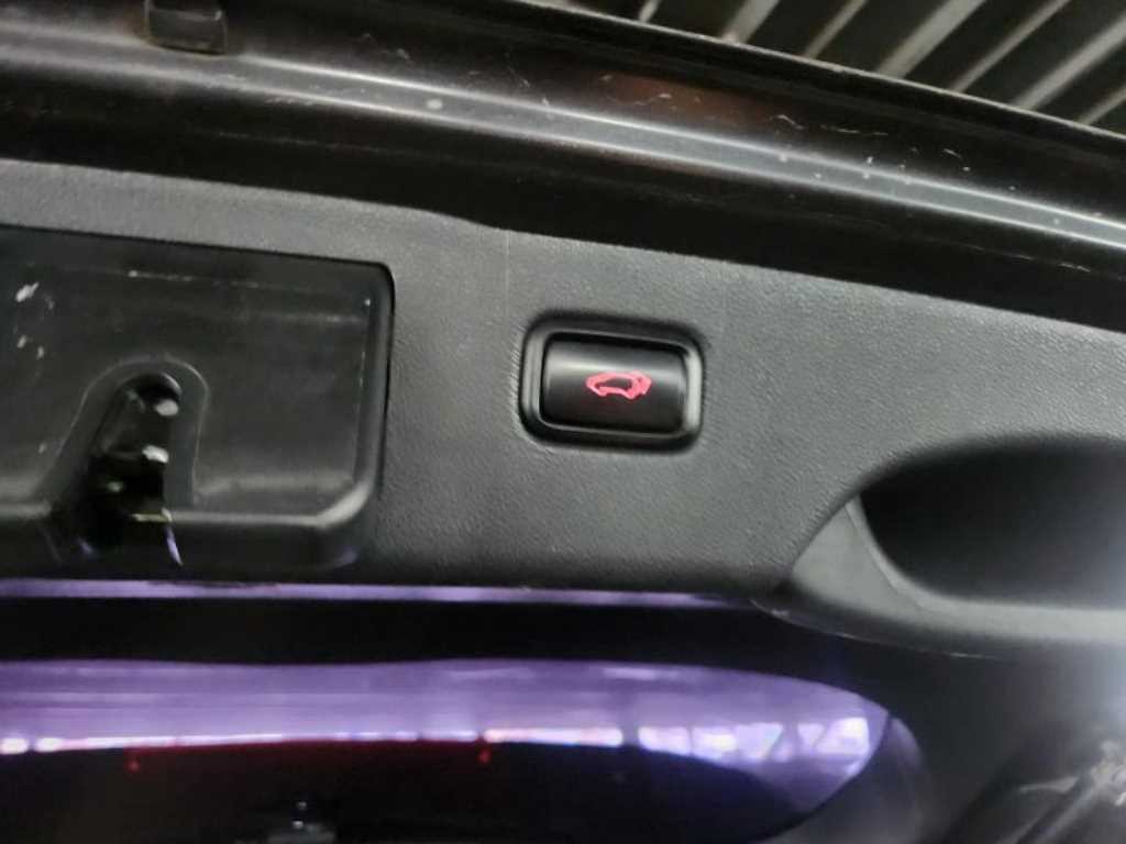 KIA Sorento - Vista 12