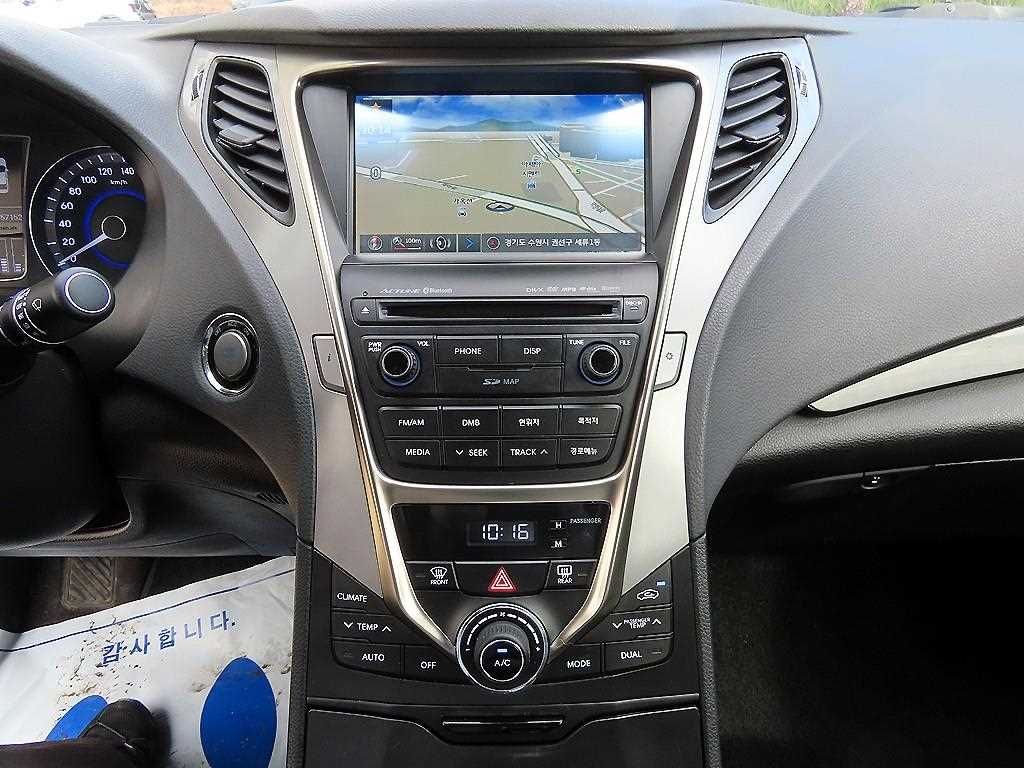 HYUNDAI Grandeur - Vista 12