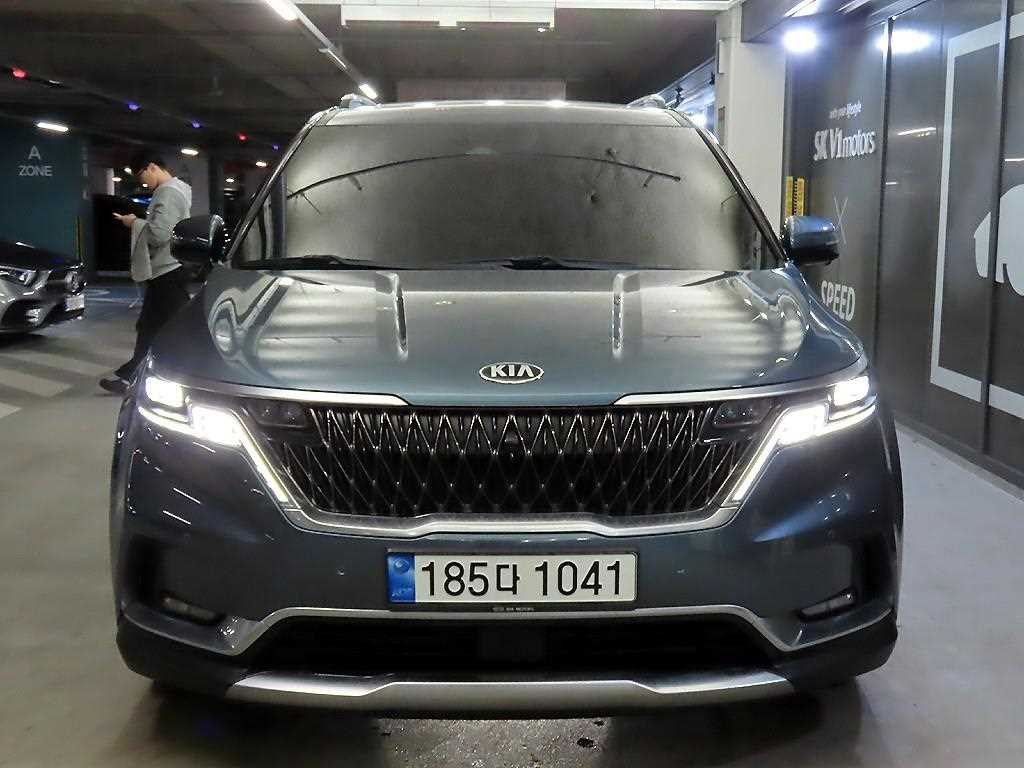 KIA Carnival - Vista 2