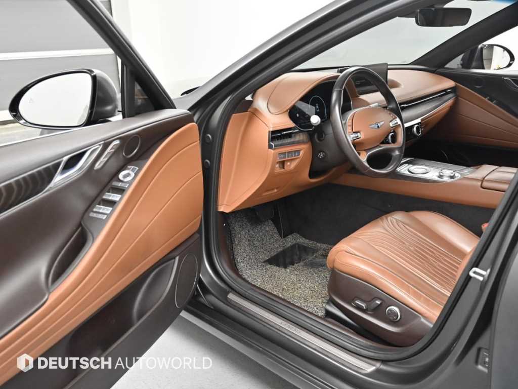 Genesis G80 - Vista 10