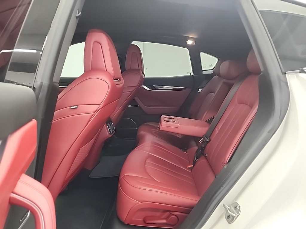 Maserati Levante - Vista 12