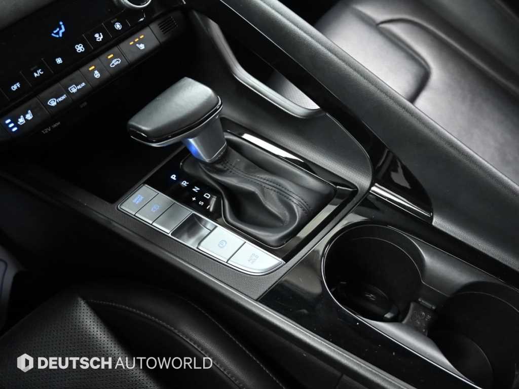 HYUNDAI Avante - Vista 11