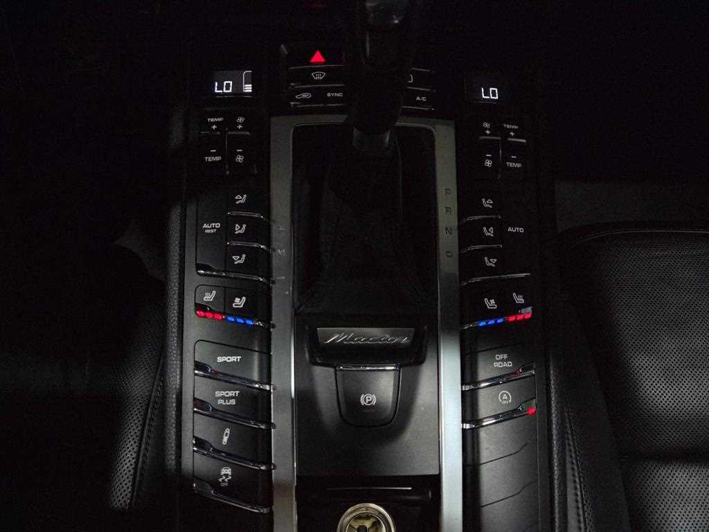 Porsche Macan 2015 Negro - Importación desde Corea - HF Imports Iquique - Foto 17