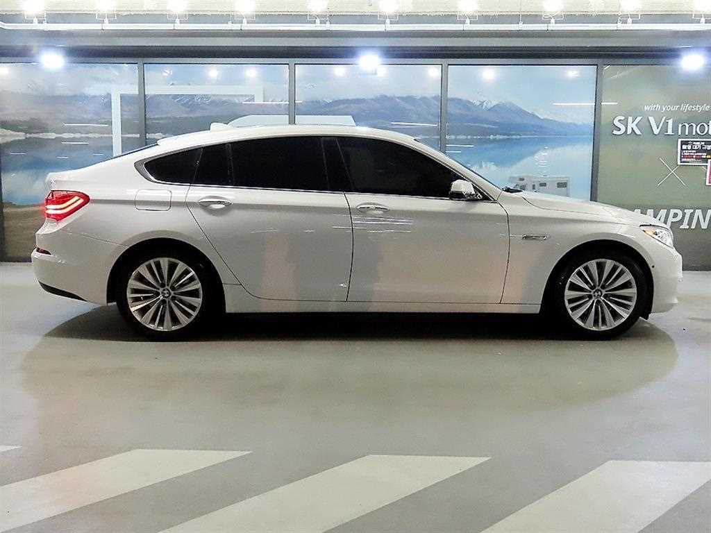 BMW Gran Turismo - Vista 3