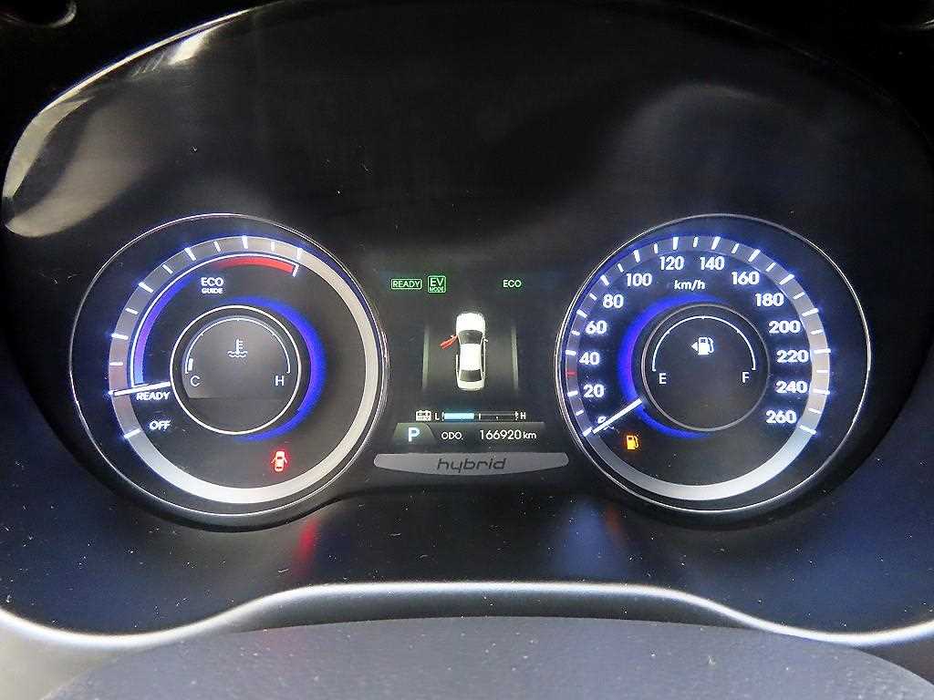 HYUNDAI Grandeur - Vista 9