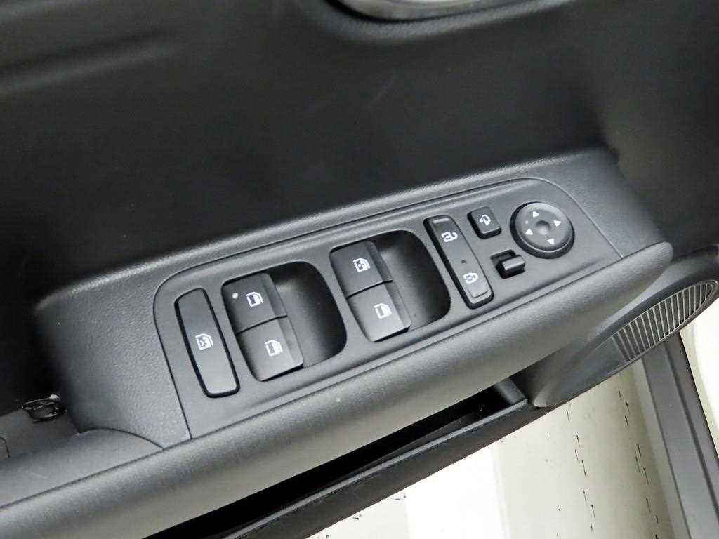 HYUNDAI Casper - Vista 11