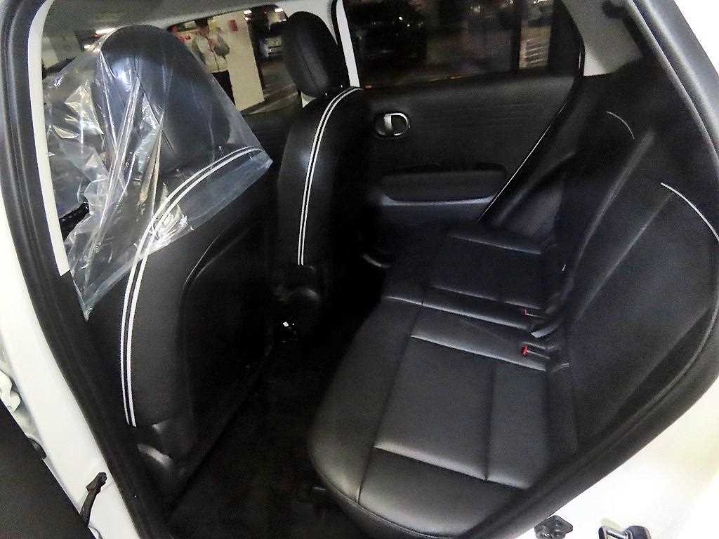 HYUNDAI Casper - Vista 8