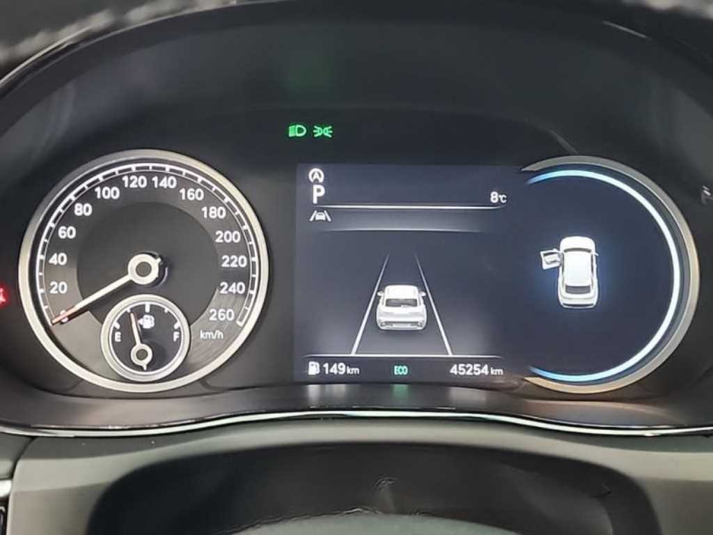 Genesis GV70 - Vista 6