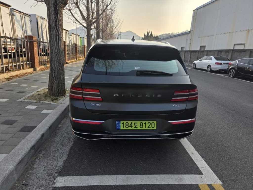Genesis GV80 - Vista 3