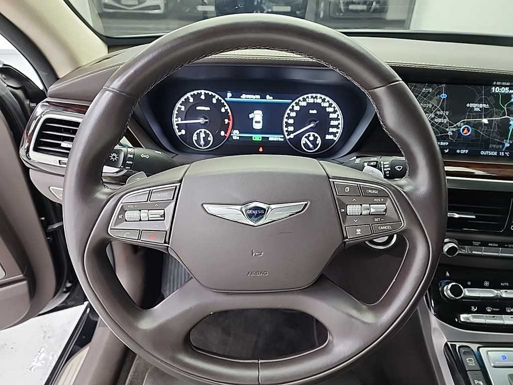 Genesis EQ900 - Vista 9