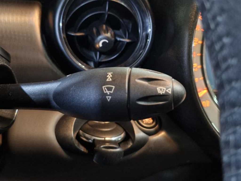 Mini Cooper Convertible 2012 Café - Importación desde Corea - HF Imports Iquique - Foto 15