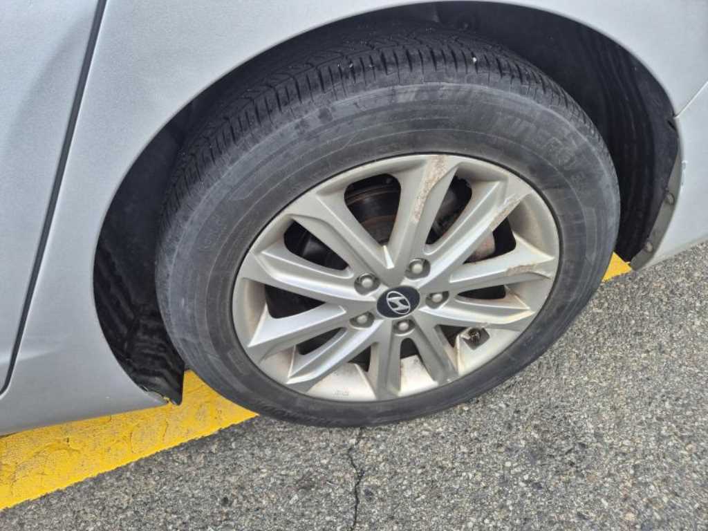 HYUNDAI Avante 2016 - Importación desde Corea - HF Imports Iquique - Foto 17