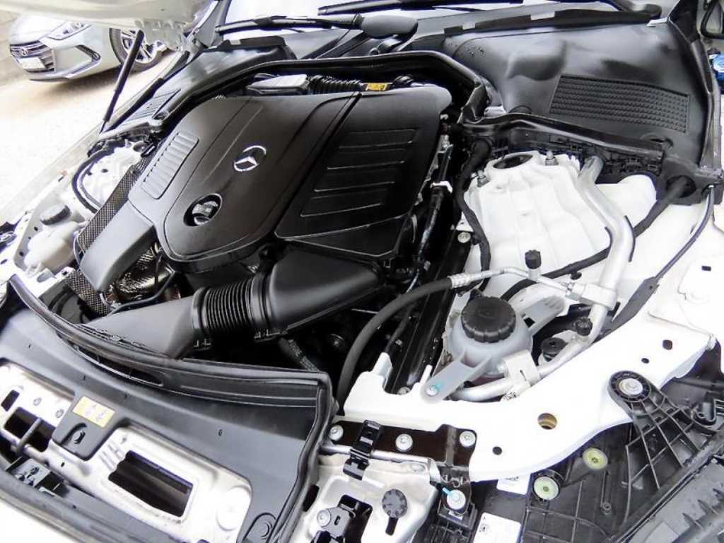 Mercedes Benz C Class 2024 Blanco - Importación desde Corea - HF Imports Iquique - Foto 19