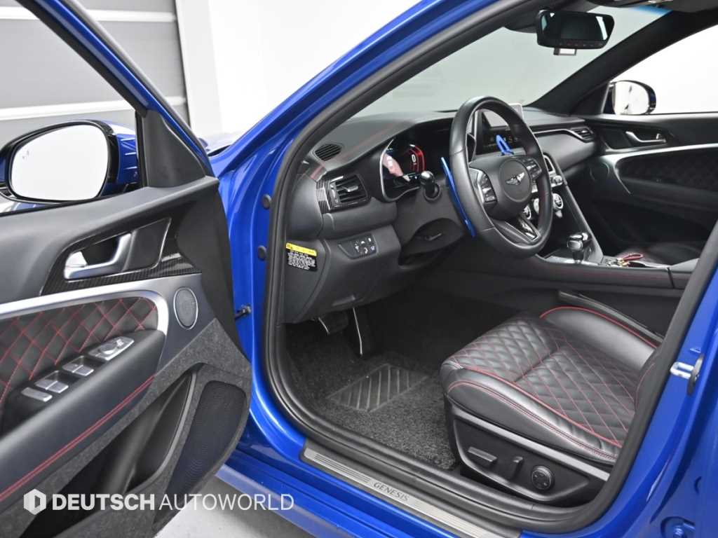 Genesis G70 - Vista 11