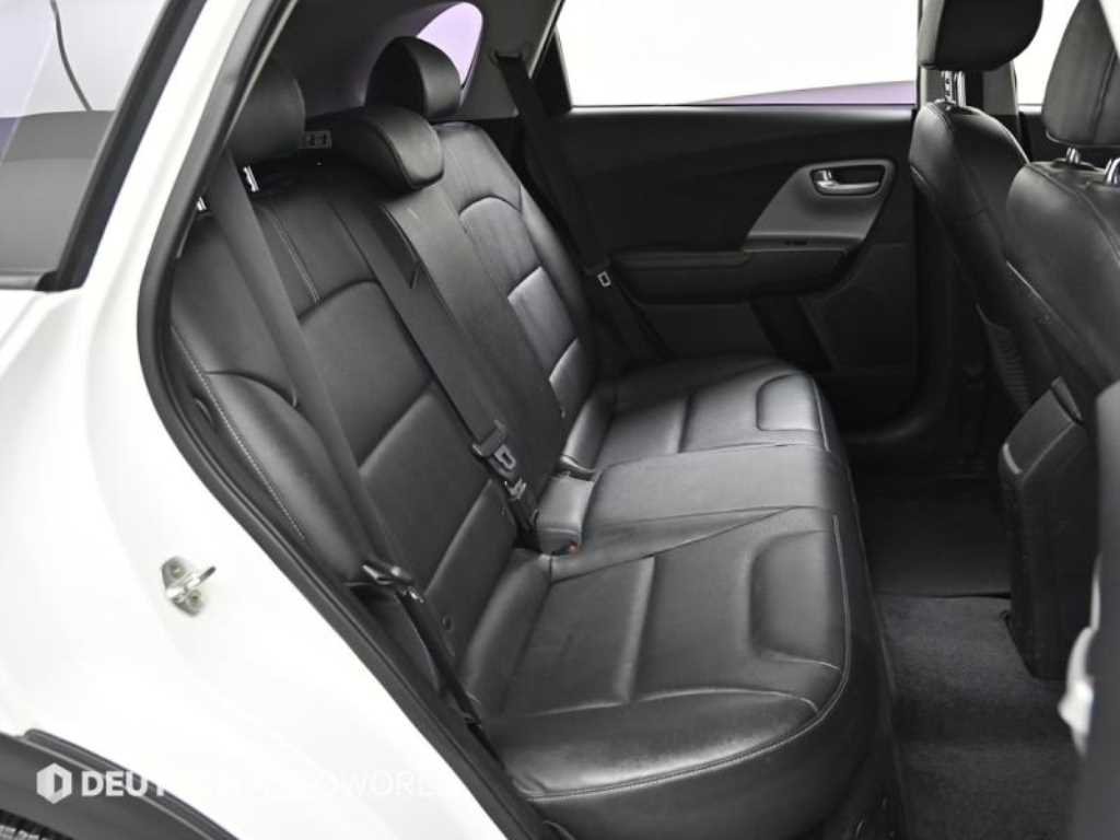 KIA Niro - Vista 12